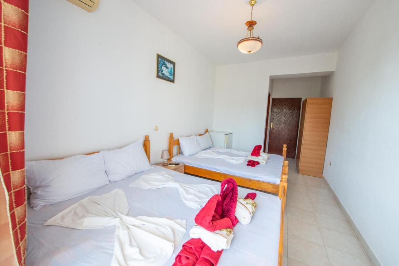 Villa Fici Ulcinj Exteriör bild