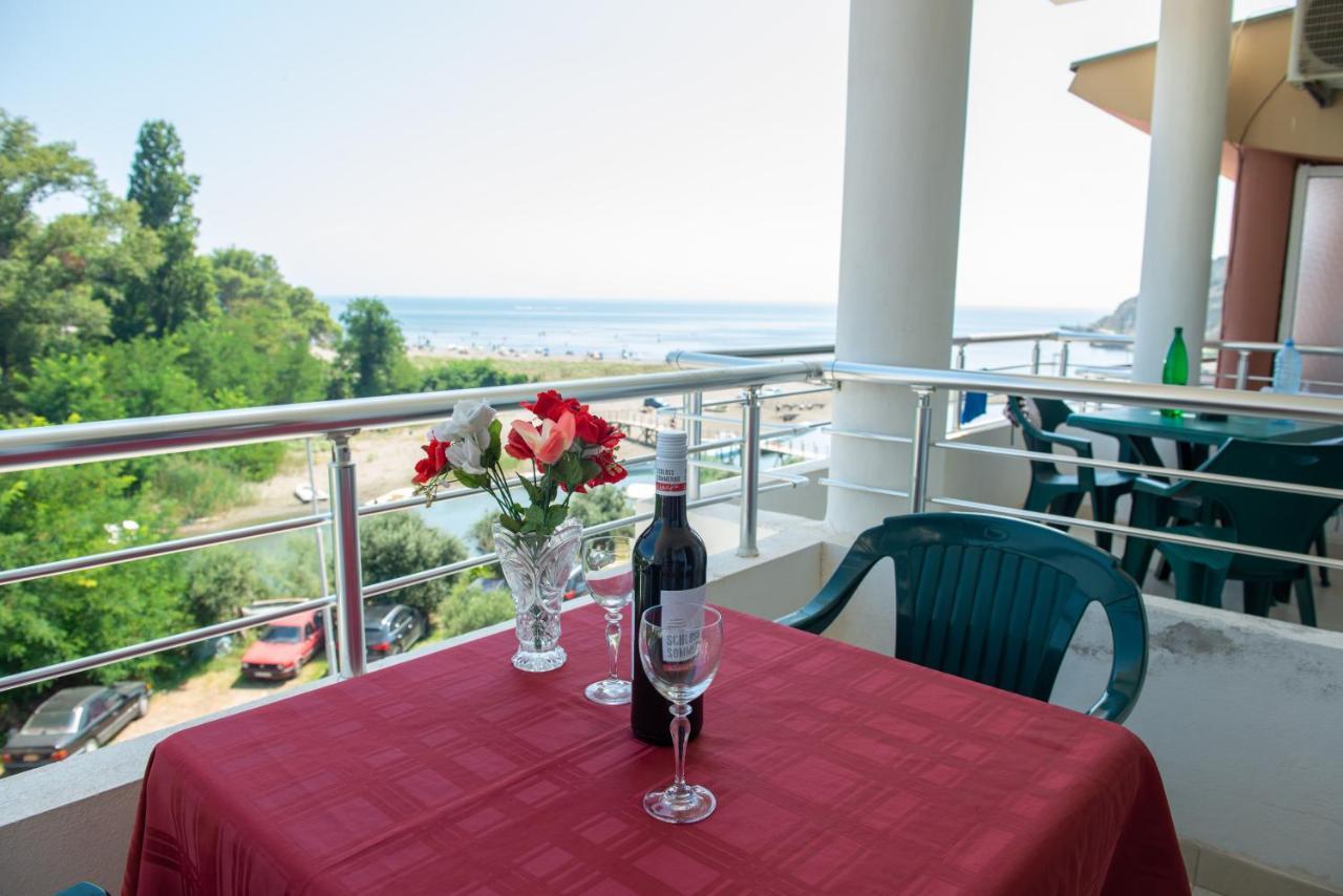 Villa Fici Ulcinj Exteriör bild
