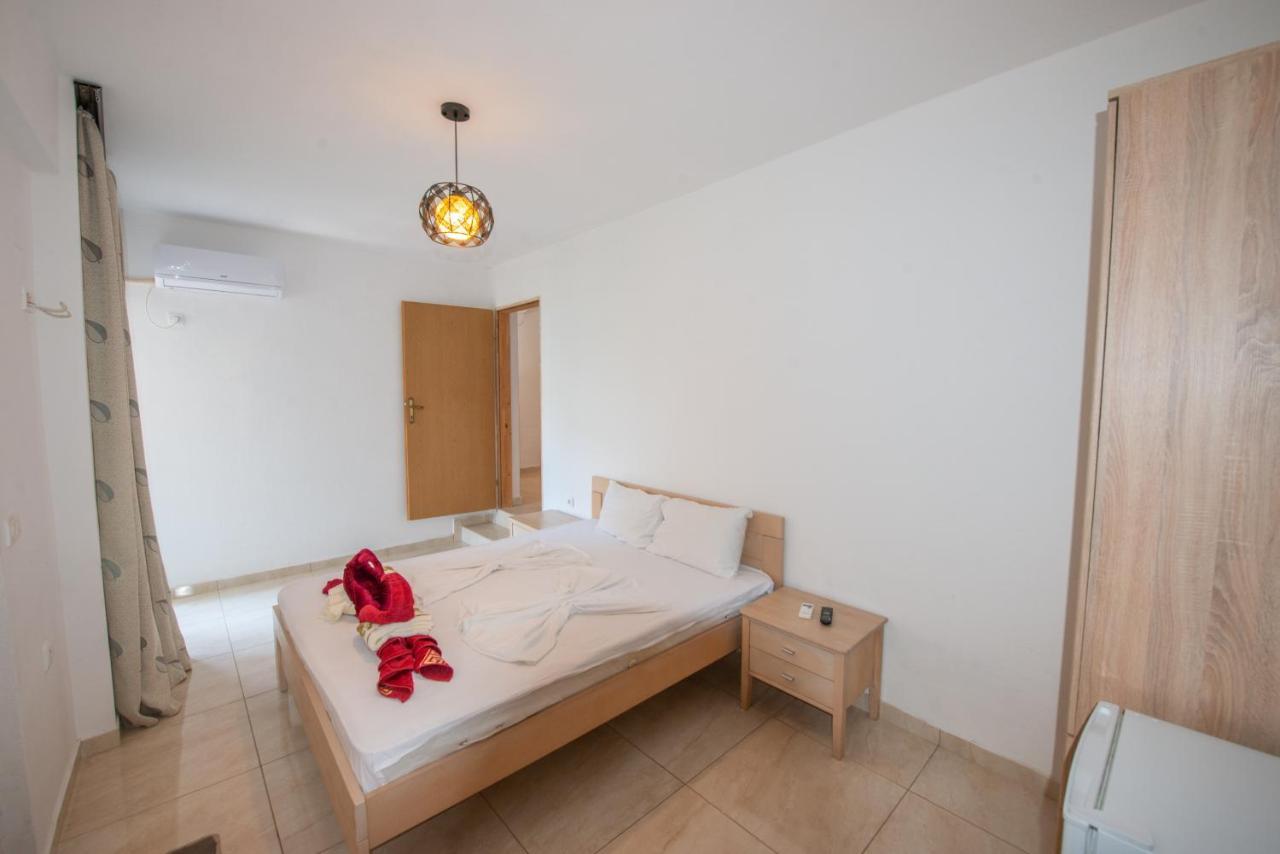 Villa Fici Ulcinj Exteriör bild